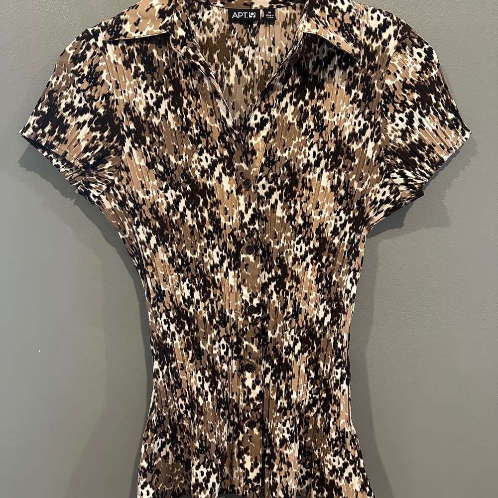 *GENTLY WORN* Vintage Y2K Womens' Apt 9 Size M Accordion Pleat Blouse